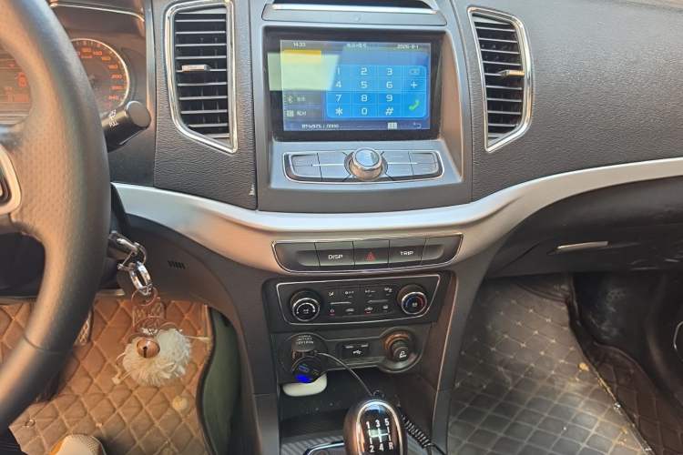 Used Geely Auto Vision 2017 1.5L Manual Happiness Edition Audio And AC Panel