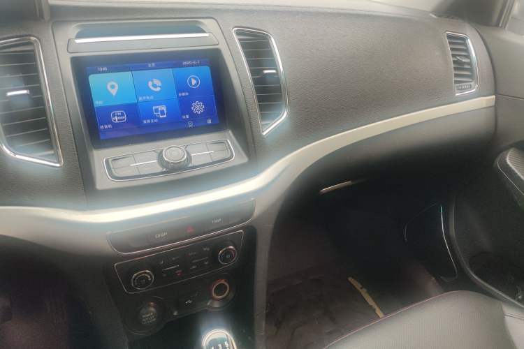 Used Geely Auto Vision 2017 1.5L Manual Happiness Edition Audio And AC Panel