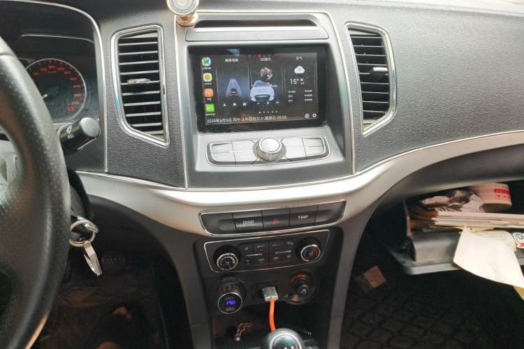 Used Geely Auto Vision 2017 1.5L Manual Happiness Edition Audio And AC Panel