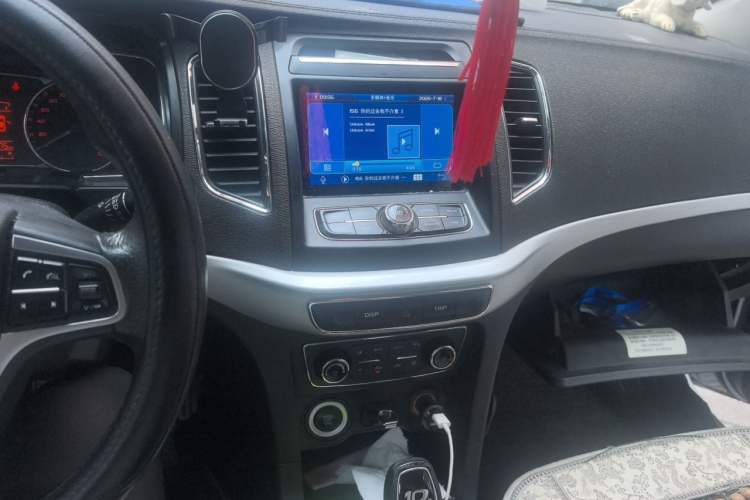 Used Geely Auto Vision 2017 1.5L Automatic Happiness Edition Audio And AC Panel
