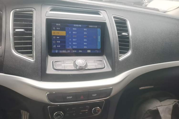 Used Geely Auto Vision 2017 1.5L Automatic Happiness Edition Audio And AC Panel