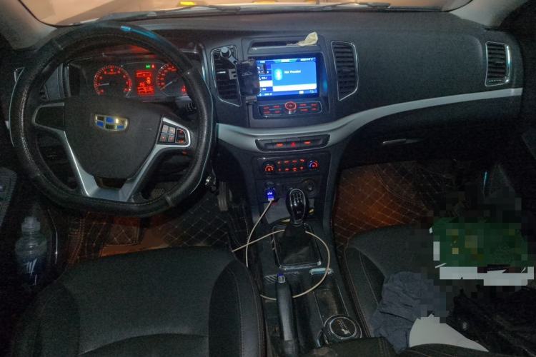 Used Geely Auto Vision 2017 1.5L Manual Happiness Edition Center Console