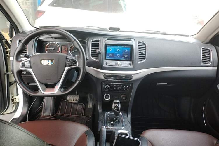 Used Geely Auto Vision 2017 1.5L Automatic Happiness Edition Center Console