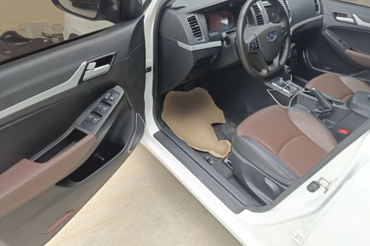 Used Geely Auto Vision 2017 1.5L Automatic Happiness Edition Driver Seat