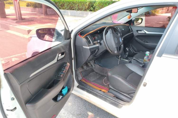 Used Geely Auto Vision 2017 1.5L Manual Happiness Edition Driver Seat