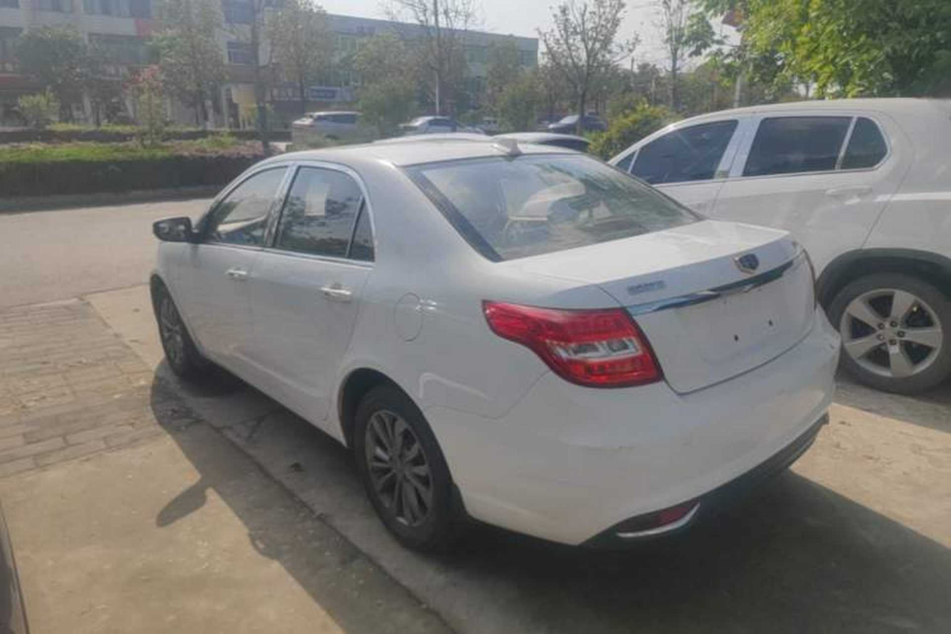 Used Geely Auto Vision 2017 1.5L Manual Happiness Edition Exterior 2