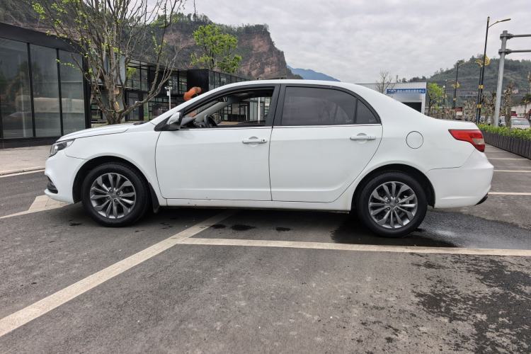 Used Geely Auto Vision 2017 1.5L Manual Happiness Edition Exterior 3