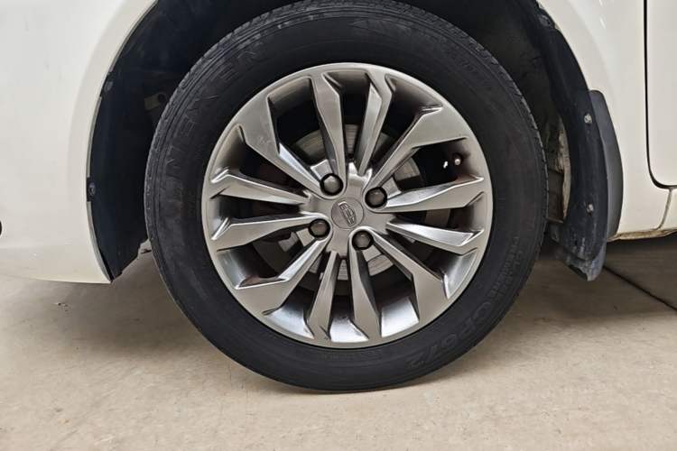 Used Geely Auto Vision 2017 1.5L Manual Happiness Edition Exterior 4