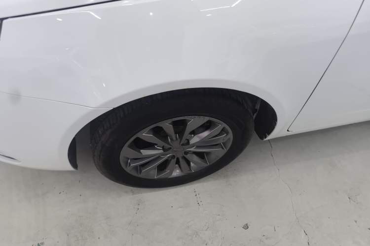Used Geely Auto Vision 2017 1.5L Manual Happiness Edition Exterior 4