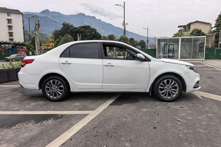 Used Geely Auto Vision 2017 1.5L Manual Happiness Edition Exterior 4