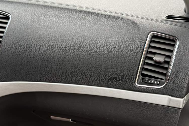 Used Geely Auto Vision 2017 1.5L Automatic Happiness Edition Exterior 5