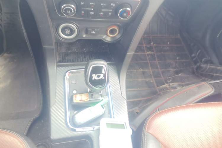 Used Geely Auto Vision 2017 1.5L Automatic Happiness Edition Gear Lever