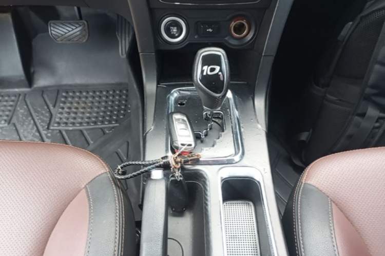 Used Geely Auto Vision 2017 1.5L Automatic Happiness Edition Gear Lever