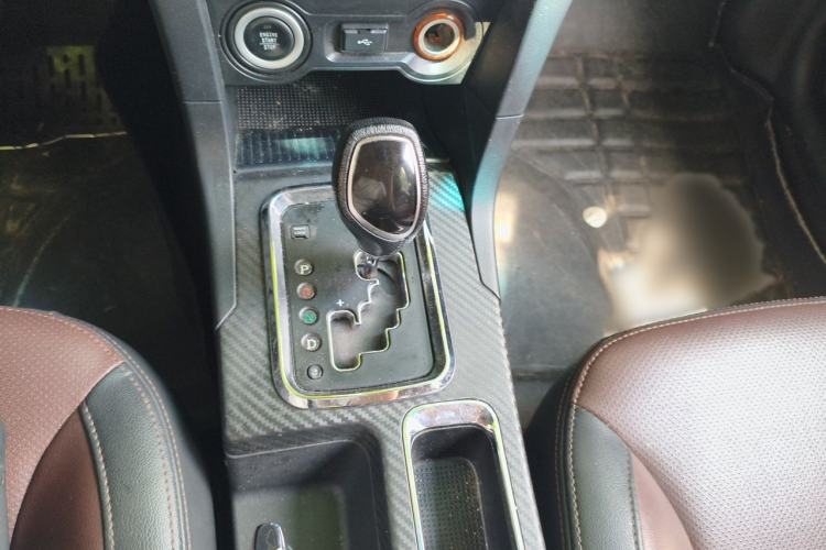 Used Geely Auto Vision 2017 1.5L Automatic Happiness Edition Gear Lever