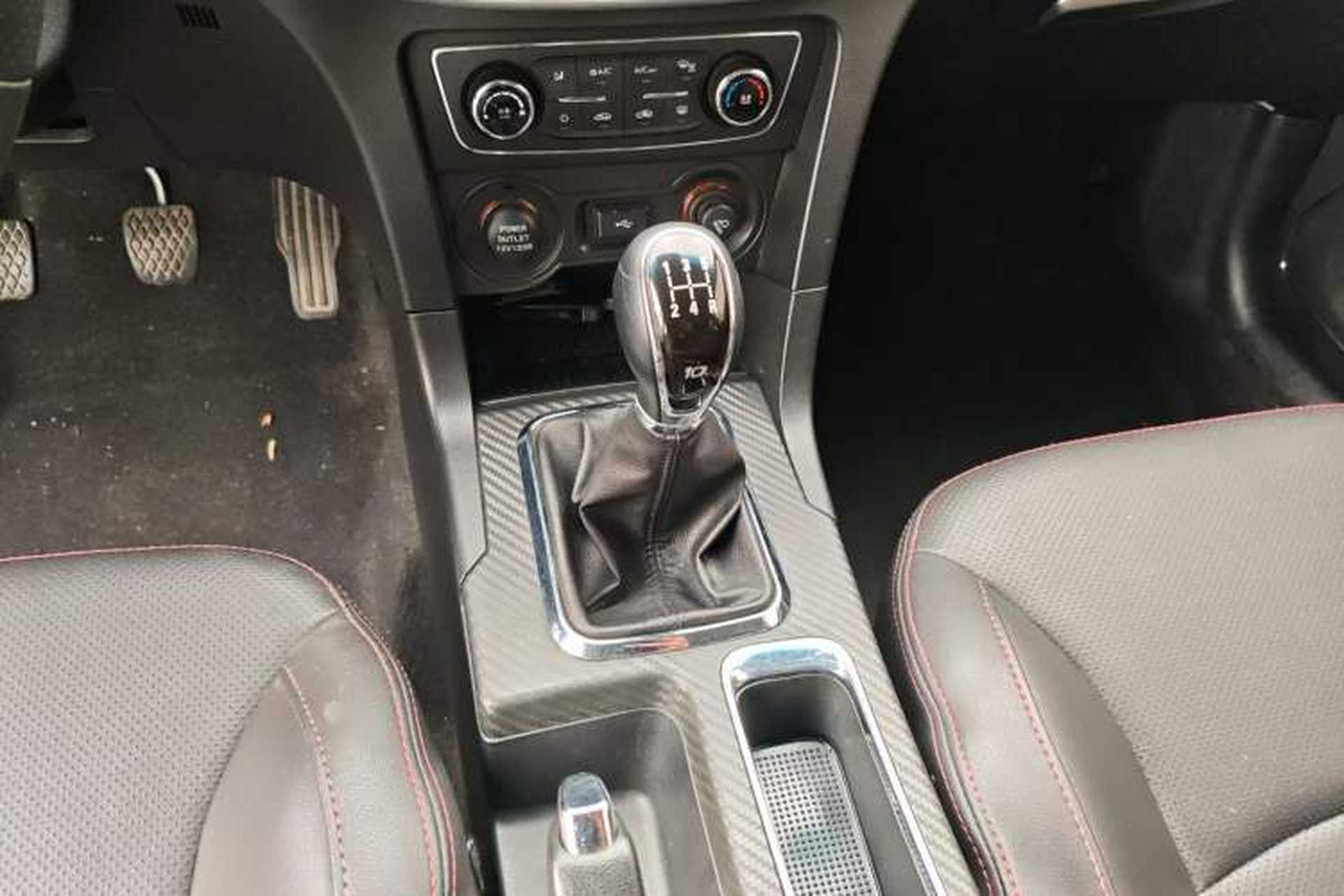 Used Geely Auto Vision 2017 1.5L Manual Happiness Edition Gear Lever