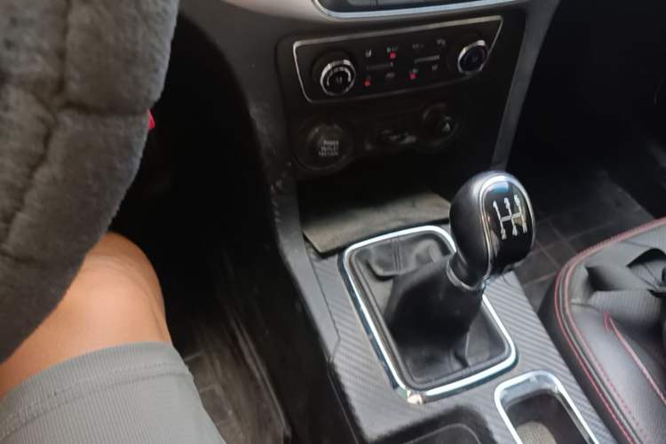 Used Geely Auto Vision 2017 1.5L Manual Happiness Edition Gear Lever