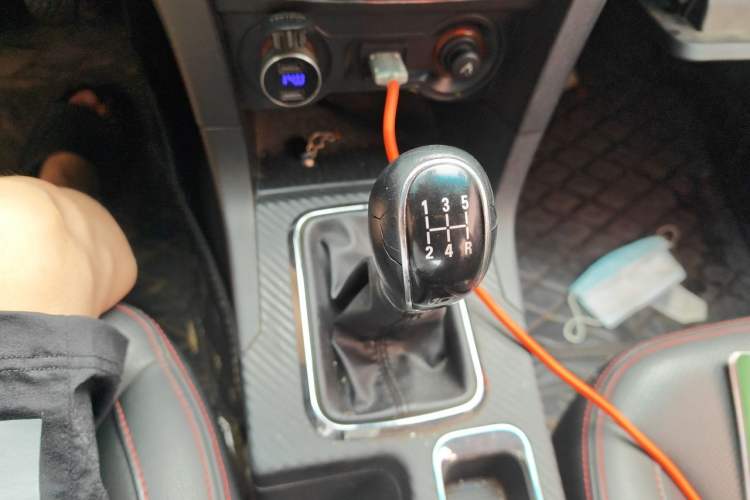 Used Geely Auto Vision 2017 1.5L Manual Happiness Edition Gear Lever