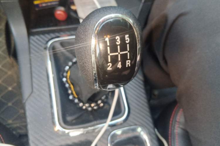 Used Geely Auto Vision 2017 1.5L Manual Happiness Edition Gear Lever