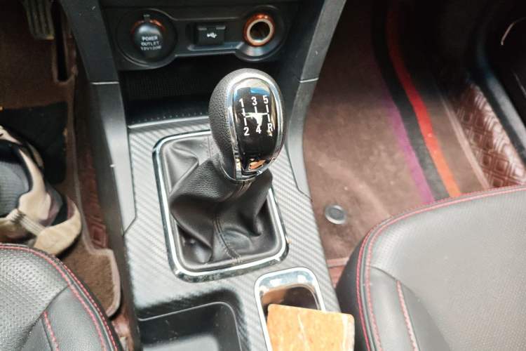 Used Geely Auto Vision 2017 1.5L Manual Happiness Edition Gear Lever
