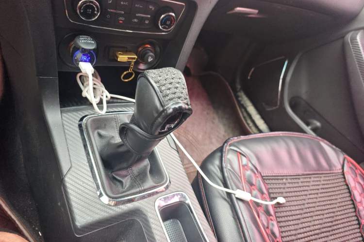 Used Geely Auto Vision 2017 1.5L Manual Happiness Edition Gear Lever