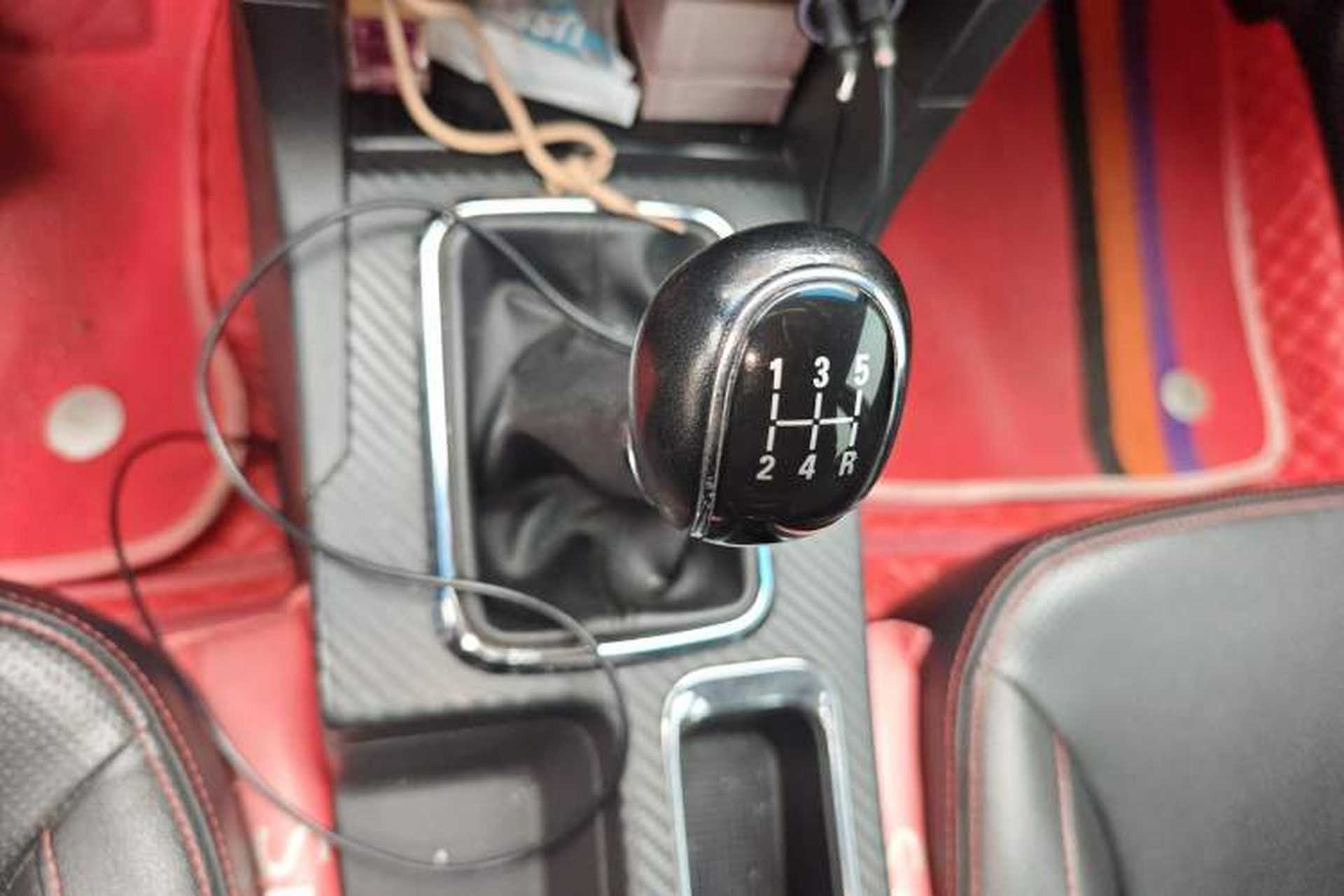 Used Geely Auto Vision 2017 1.5L Manual Happiness Edition Gear Lever