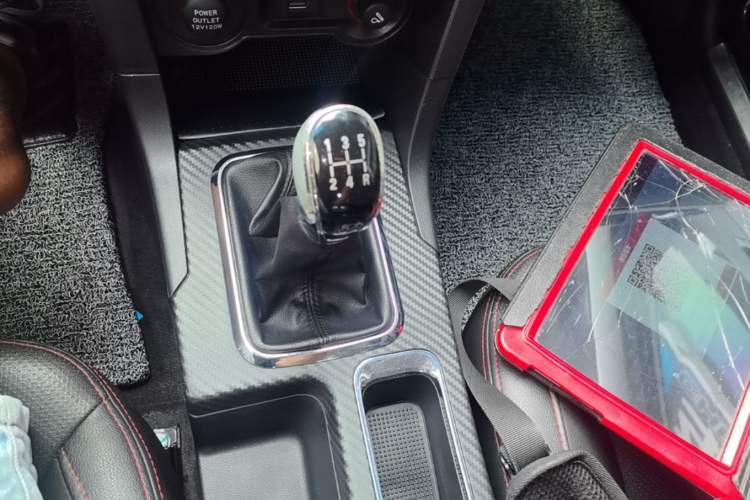 Used Geely Auto Vision 2017 1.5L Manual Happiness Edition Gear Lever
