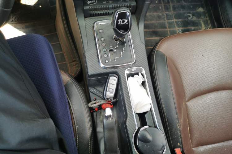 Used Geely Auto Vision 2017 1.5L Automatic Happiness Edition Gear Lever