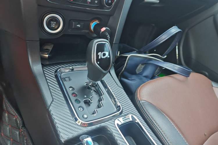 Used Geely Auto Vision 2017 1.5L Automatic Happiness Edition Gear Lever