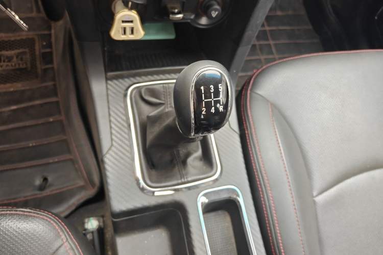 Used Geely Auto Vision 2017 1.5L Manual Happiness Edition Gear Lever