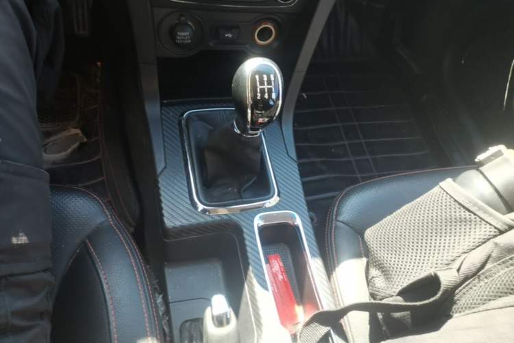 Used Geely Auto Vision 2017 1.5L Manual Happiness Edition Gear Lever