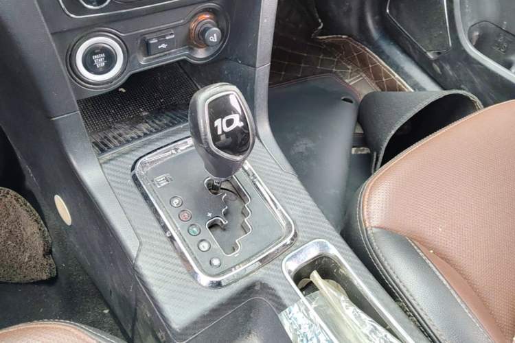 Used Geely Auto Vision 2017 1.5L Automatic Happiness Edition Gear Lever