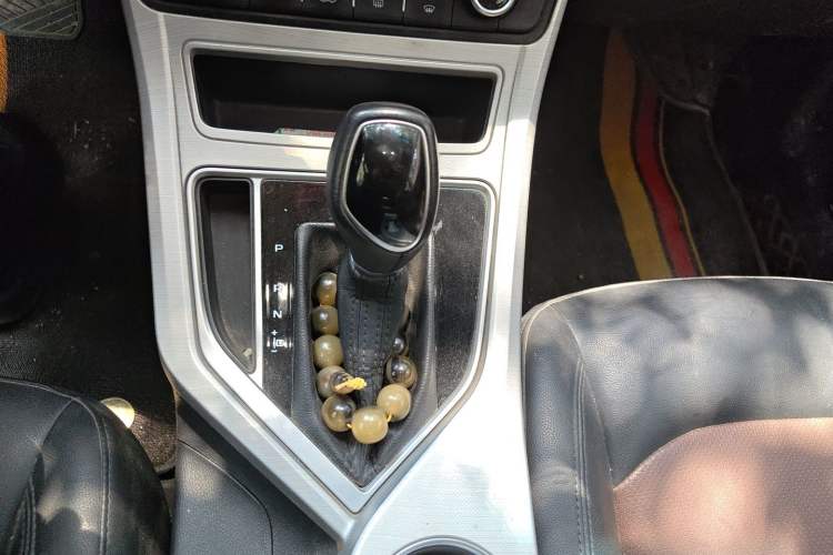 Used Geely Auto Vision 2017 1.5L Automatic Happiness Edition Gear Lever