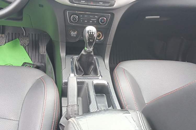 Used Geely Auto Vision 2017 1.5L Manual Happiness Edition Gear Lever