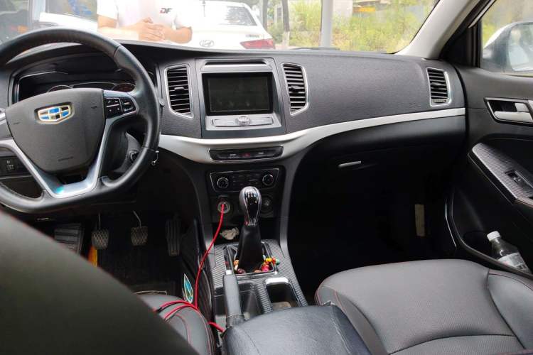Used Geely Auto Vision 2017 1.5L Manual Happiness Edition Headliner