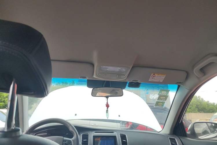 Used Geely Auto Vision 2017 1.5L Automatic Happiness Edition Headliner