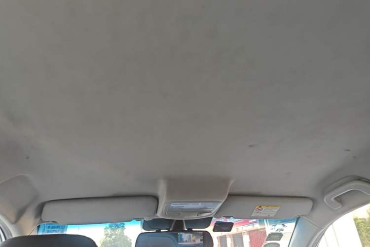 Used Geely Auto Vision 2017 1.5L Automatic Happiness Edition Headliner