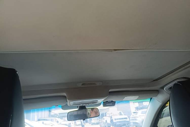 Used Geely Auto Vision 2017 1.5L Manual Happiness Edition Headliner