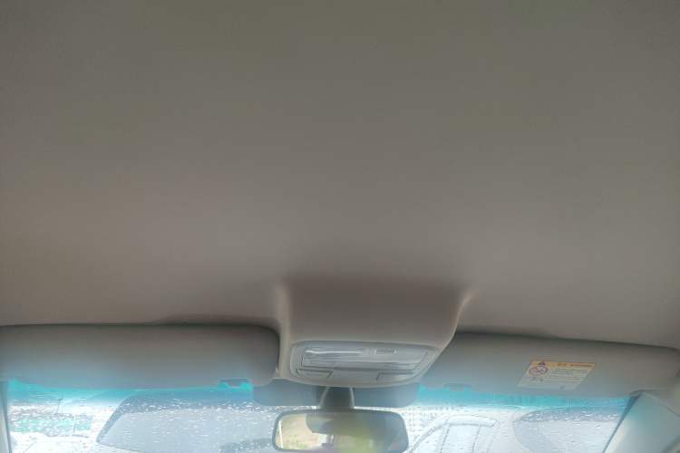 Used Geely Auto Vision 2017 1.5L Manual Happiness Edition Headliner