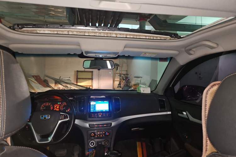 Used Geely Auto Vision 2017 1.5L Automatic Happiness Edition Headliner