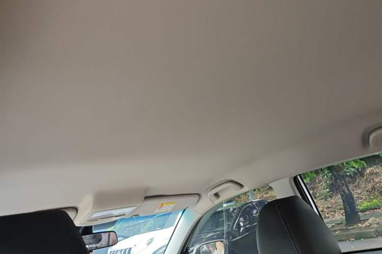 Used Geely Auto Vision 2017 1.5L Automatic Happiness Edition Headliner