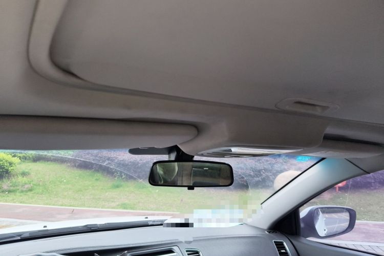 Used Geely Auto Vision 2017 1.5L Automatic Happiness Edition Headliner
