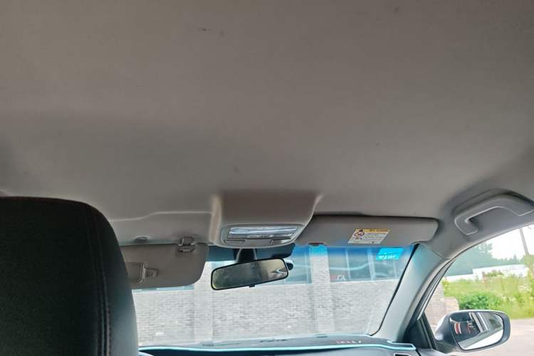 Used Geely Auto Vision 2017 1.5L Manual Happiness Edition Headliner