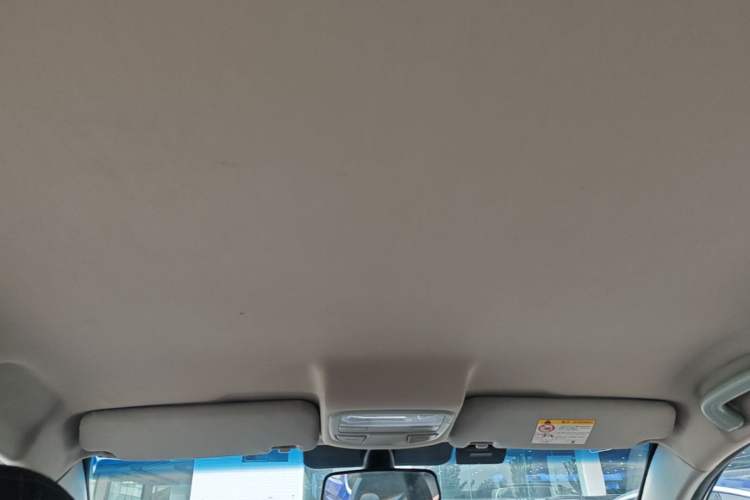 Used Geely Auto Vision 2017 1.5L Automatic Happiness Edition Headliner