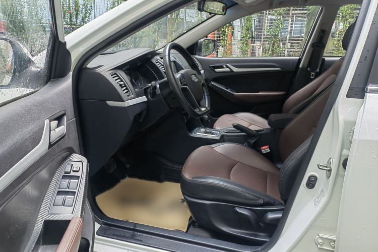 Used Geely Auto Vision 2017 1.5L Automatic Happiness Edition Interior 2