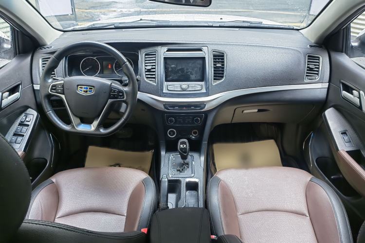 Used Geely Auto Vision 2017 1.5L Automatic Happiness Edition Interior 4