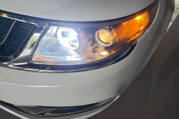 Used Geely Auto Vision 2017 1.5L Manual Happiness Edition Left Front Headlight