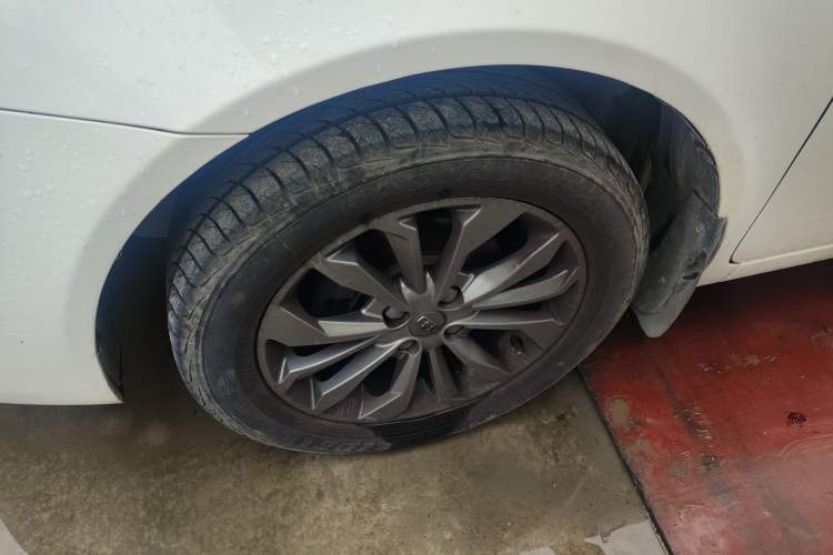 Used Geely Auto Vision 2017 1.5L Manual Happiness Edition Left Front Wheel Hub