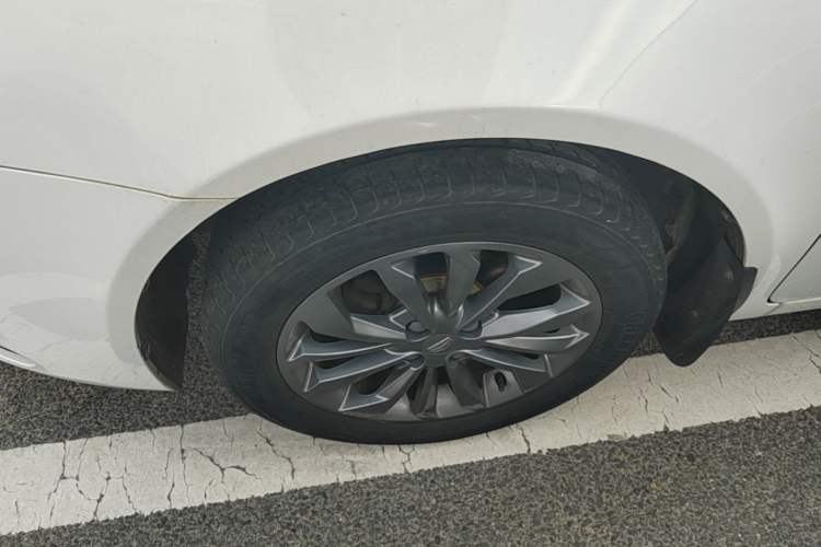 Used Geely Auto Vision 2017 1.5L Automatic Happiness Edition Left Front Wheel Hub