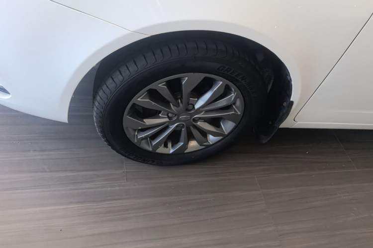 Used Geely Auto Vision 2017 1.5L Automatic Happiness Edition Left Front Wheel Hub