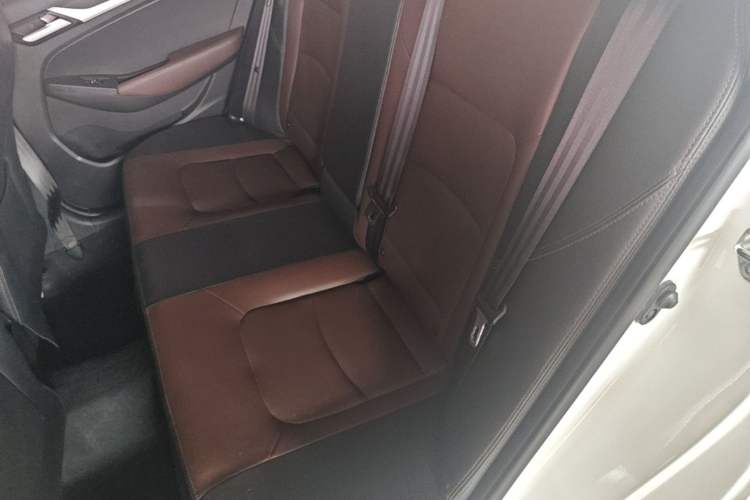 Used Geely Auto Vision 2017 1.5L Automatic Happiness Edition Left Rear Seat